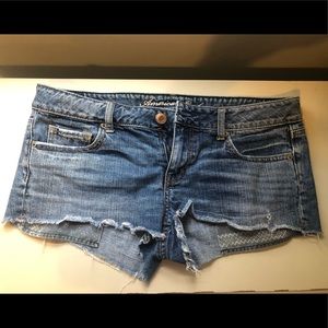 American Eagle Shorts w/ design pockets